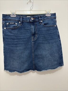 Sz 8 DKNY Indigo Denim Frayed-Hem Mini Skirt